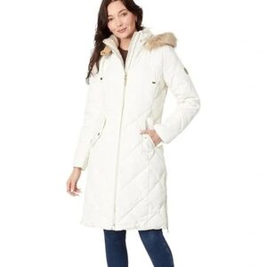 Polo Ralph Lauren Women's Cream Quilted Puffer Coat with Fur Hood
